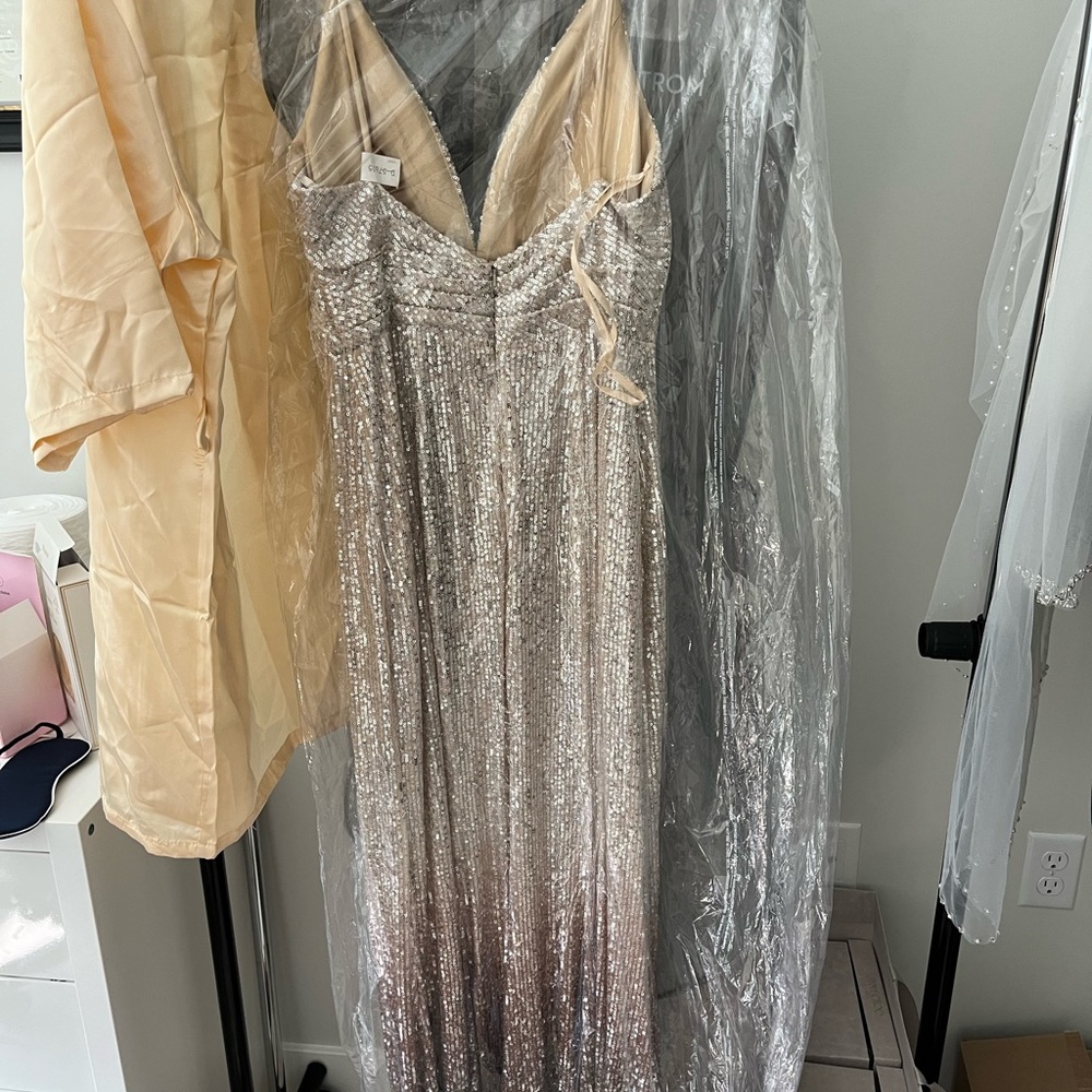 Mac duggal dress
